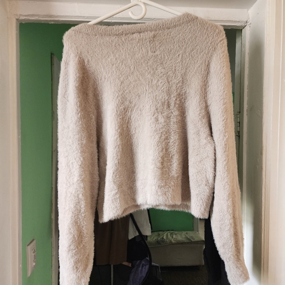 Aerie women's button-down biege very soft elegant sweater. - Picture 2 of 8